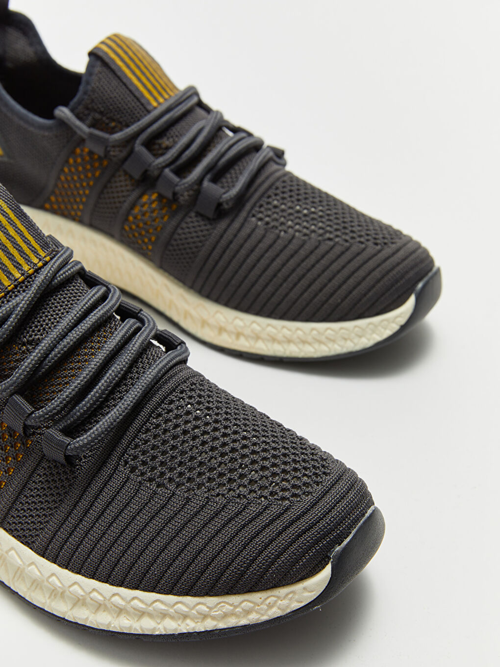 Gri Bağcıklı Erkek Spor Ayakkabı-2