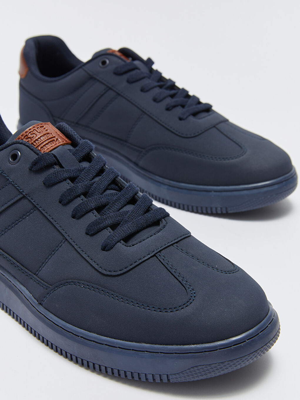 Кроссовки на шнуровке для мужчин-2