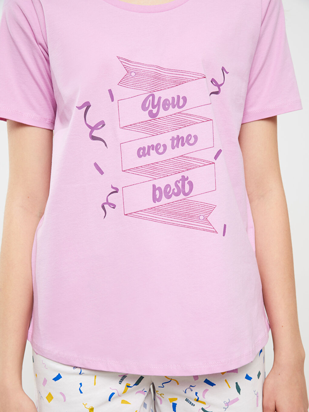 Ekru Bisiklet Yaka Baskılı Kısa Kollu Kadın Şortlu Pijama Takımı-3