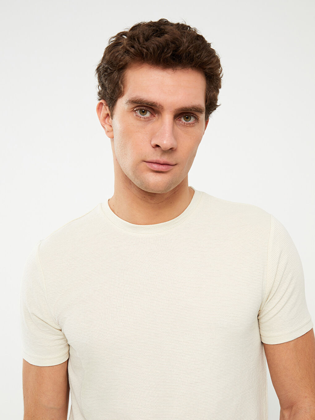 Tricou pentru Bărbați cu Mânecă Scurtă și Guler Rotund-1