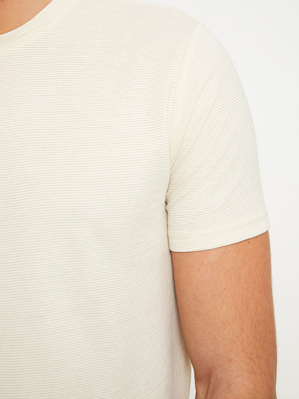 Tricou pentru Bărbați cu Mânecă Scurtă și Guler Rotund-3