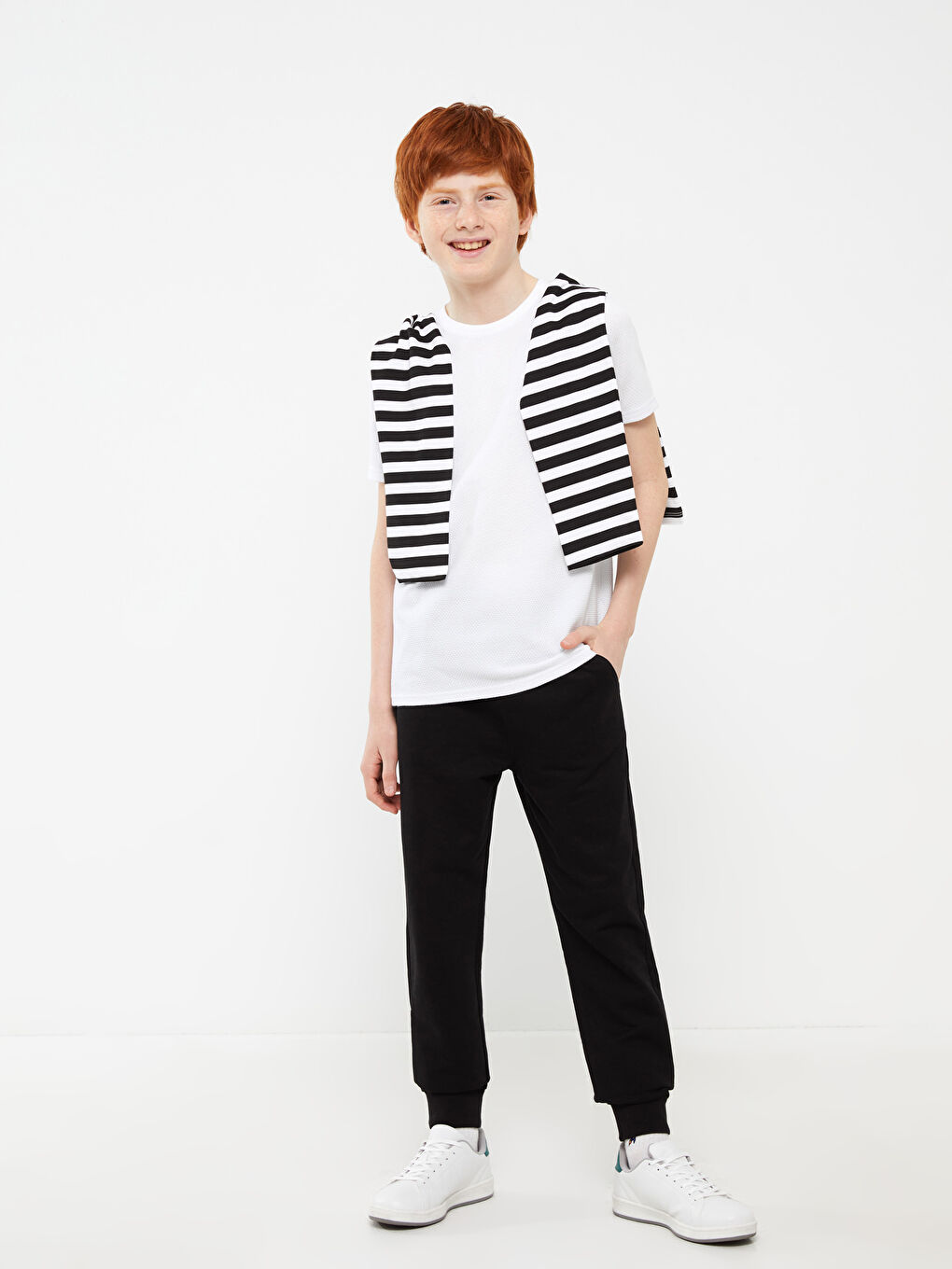 بنطلون رياضي بسيط للأولاد بخصر مرن-2