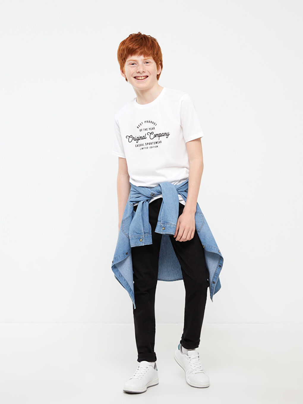 Beyaz Bisiklet Yaka Baskılı Kısa Kollu Erkek Çocuk Tişört-1