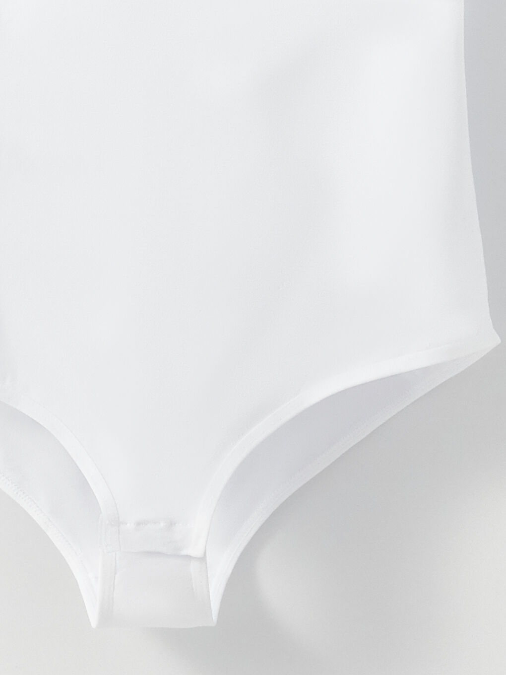 جل و بەرگی جەستە سپی ئافرەت -S31448Z8-FFB