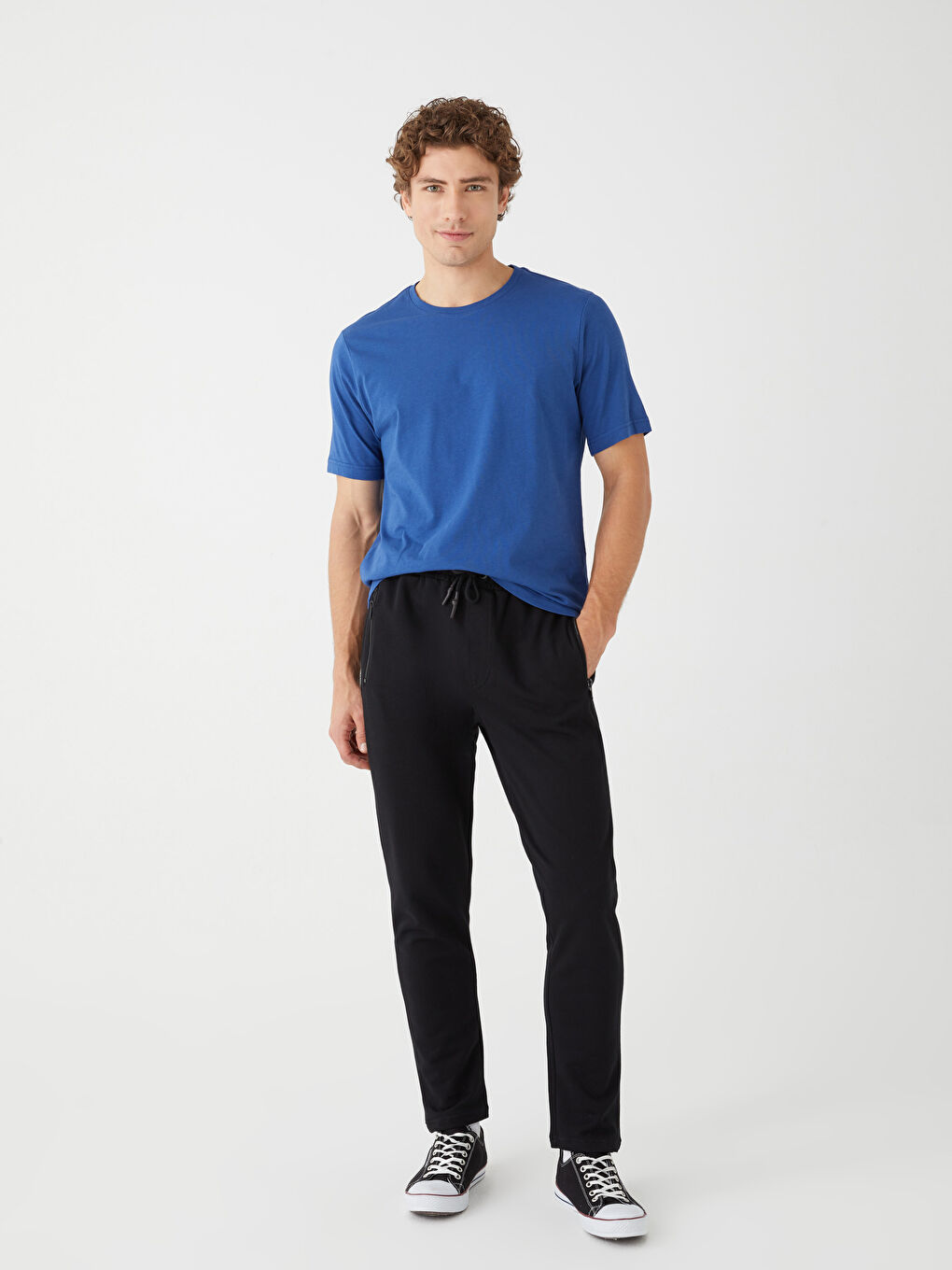 тар пішім ерлерге арналған спорттық шалбар