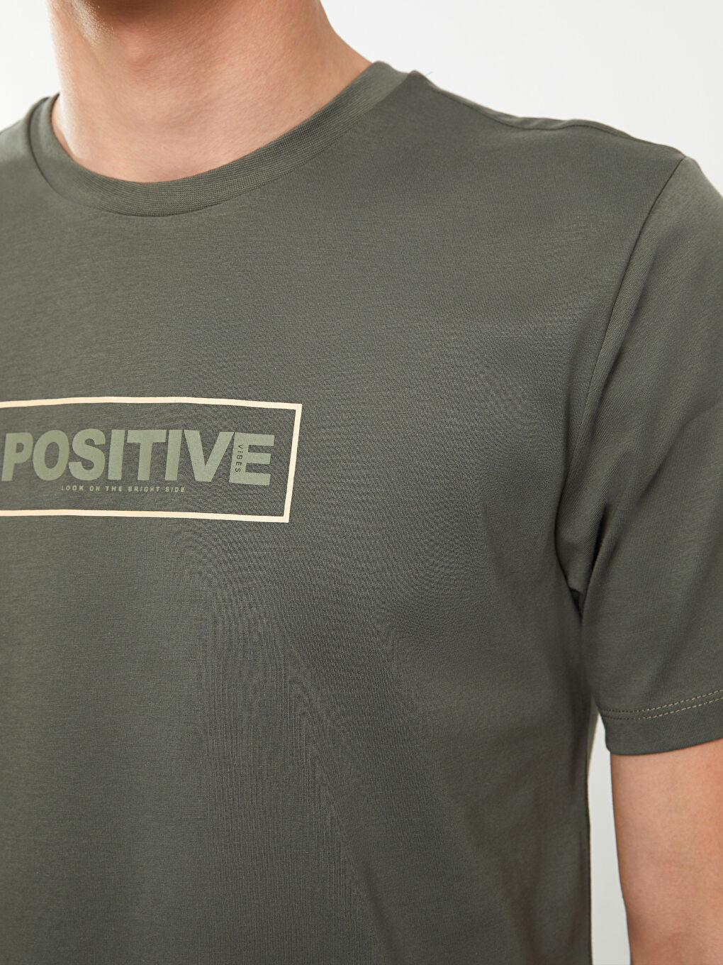 Crew Neck Short Sleeve Printed Combed Cotton Men's T-shirt-3