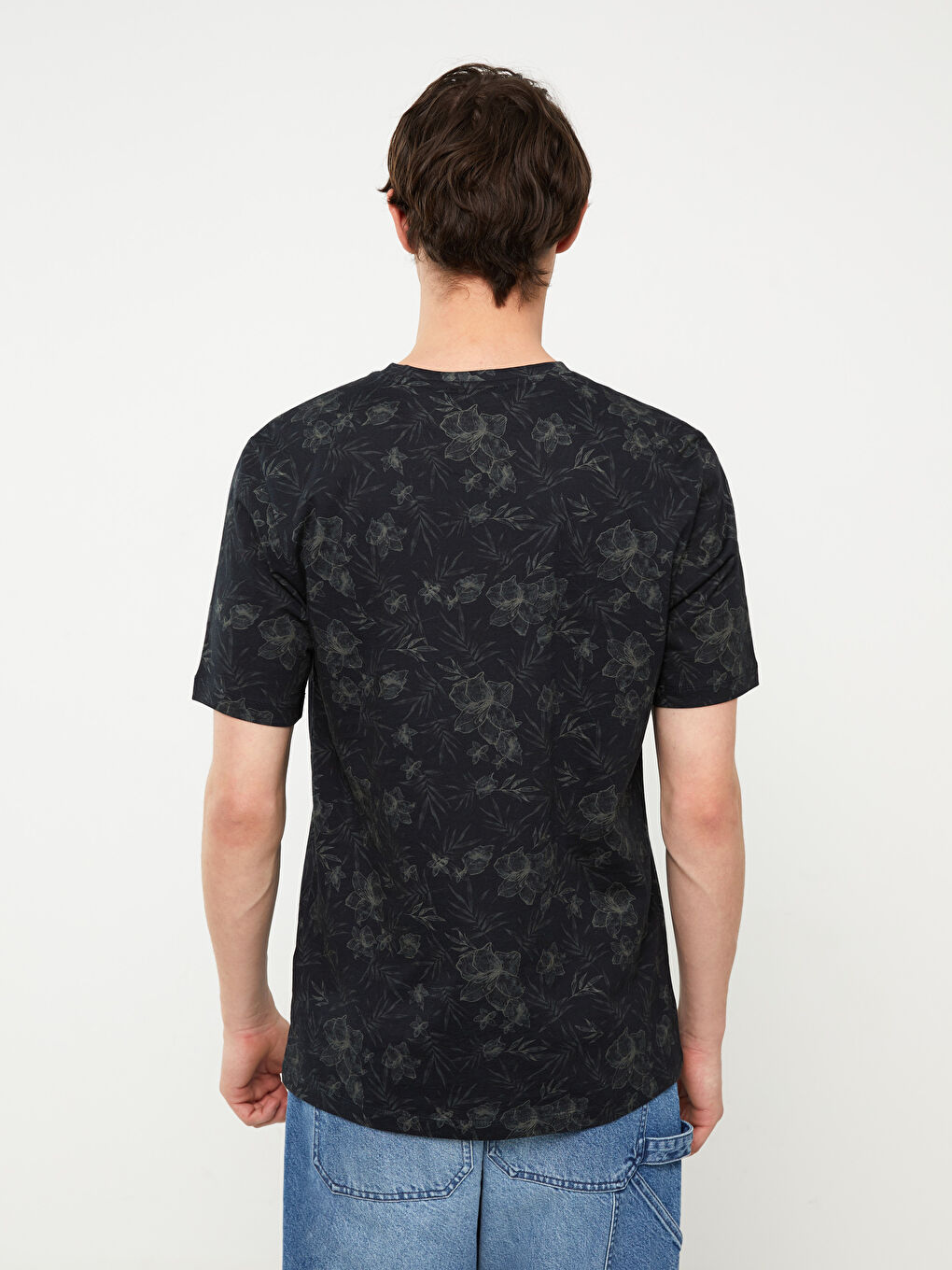 Siyah Bisiklet Yaka Kısa Kollu Desenli Penye Erkek Tişört-4