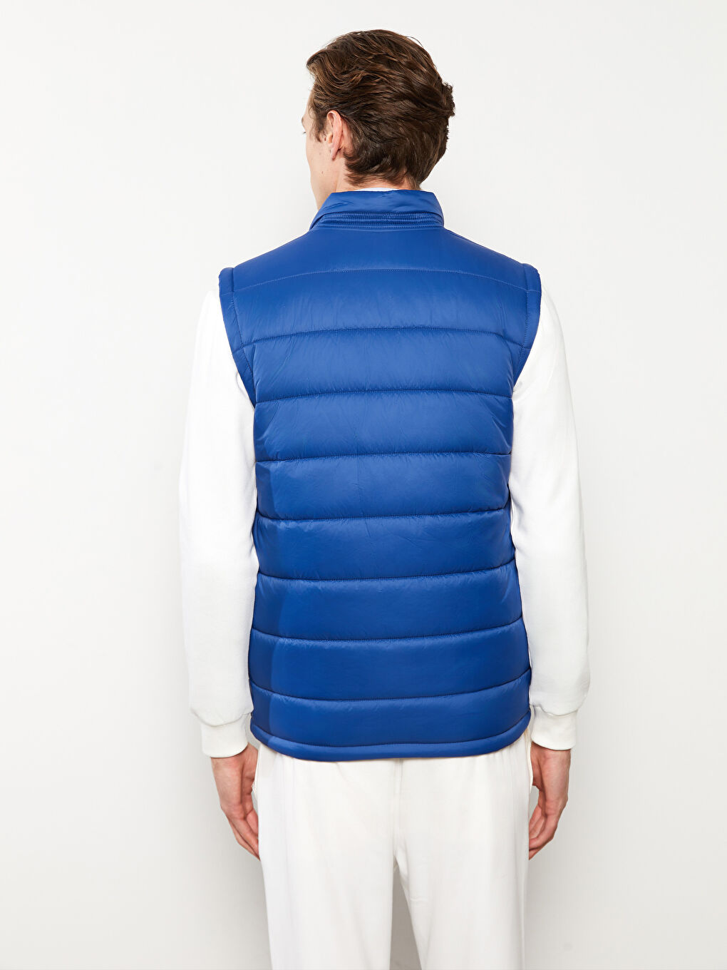 Vestă matlasată Slim Fit cu guler tip pâlnie pentru bărbați-5