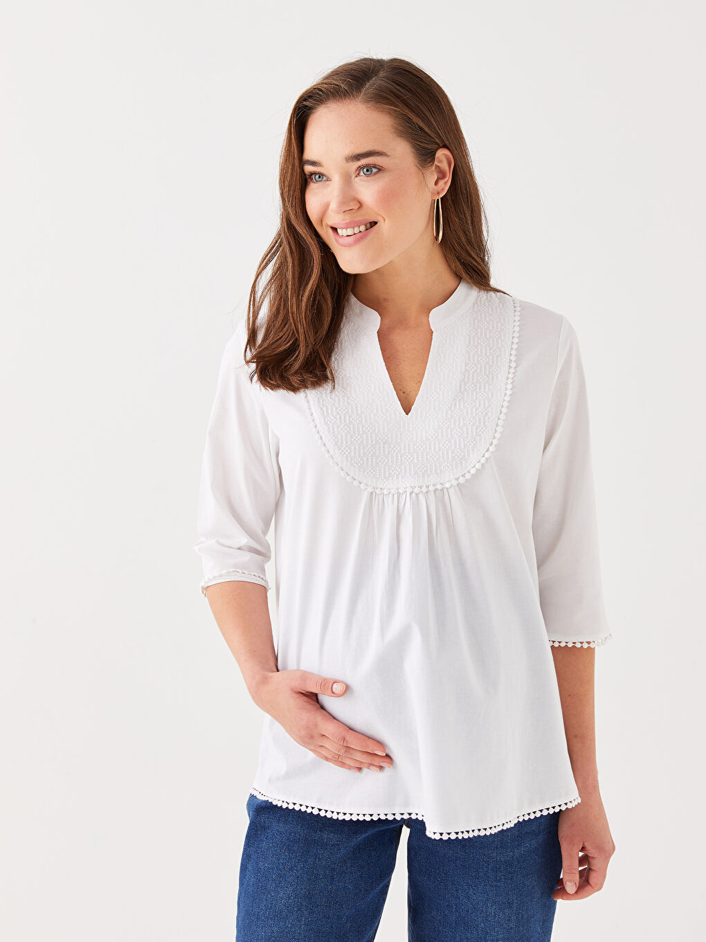 Bluză Maternitate Brodată cu Decolteu Henley-1