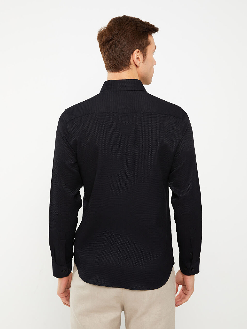 قميص رجالي كم طويل بقماش دوبي بقصة رفيعة-4