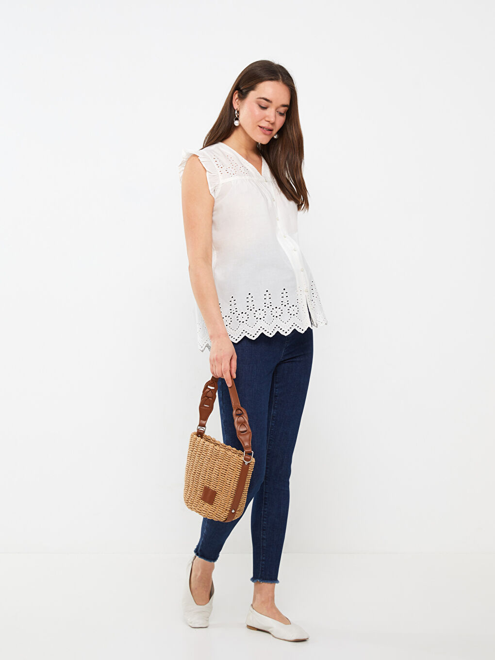 LCWAIKIKI Maternity V-Ausschnitt Bestickte Popeline Umstandsbluse -S31559Z8-E5X