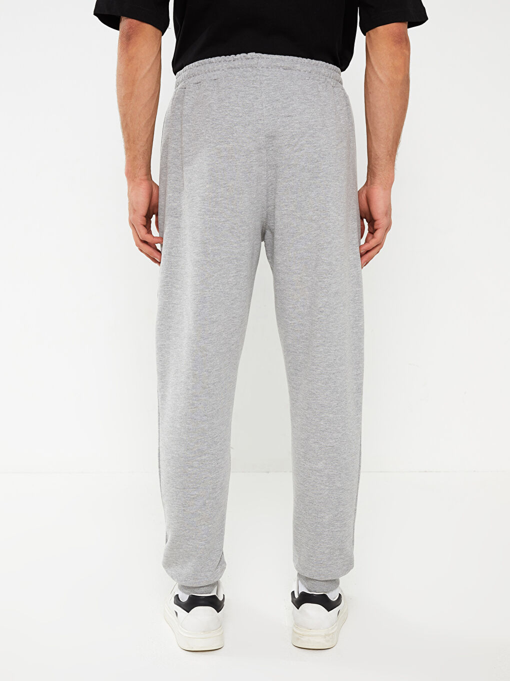 بنطلون رياضي رفيع للرجال-3