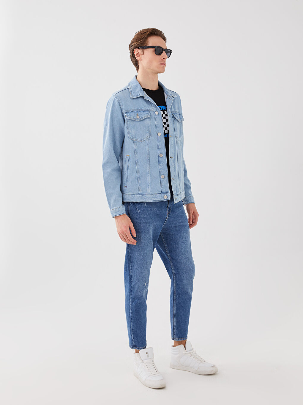Standard Fit Men's Denim Jacket-2