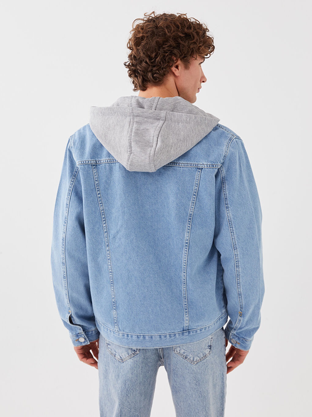 جاكيت جينز عادي بكابوش للرجال-4