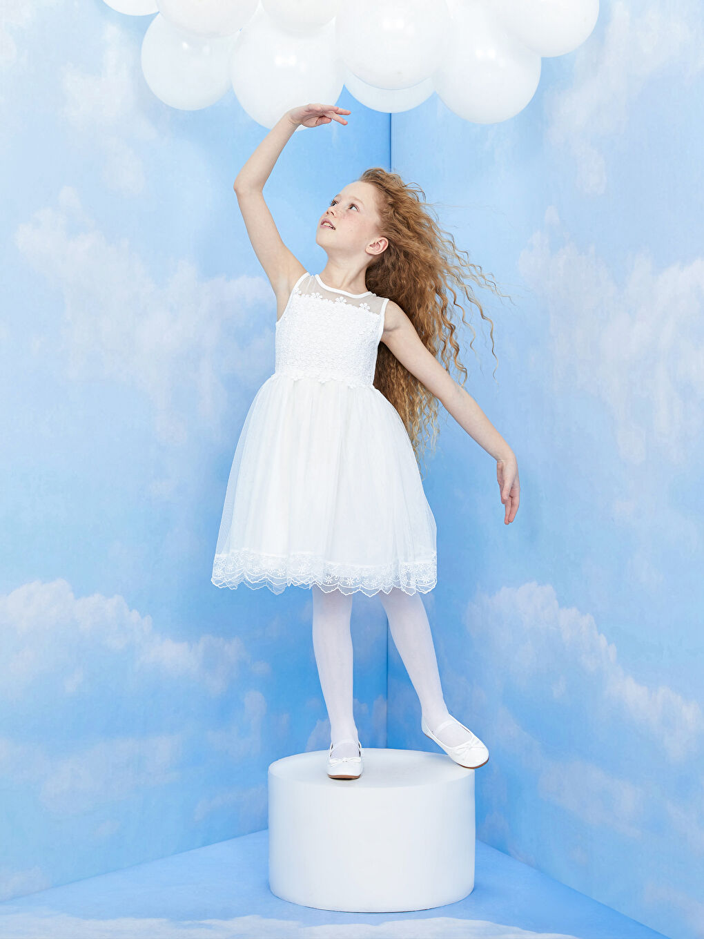 Crew Neck Lace Detailed Girl Dress -S31726Z4-FFB