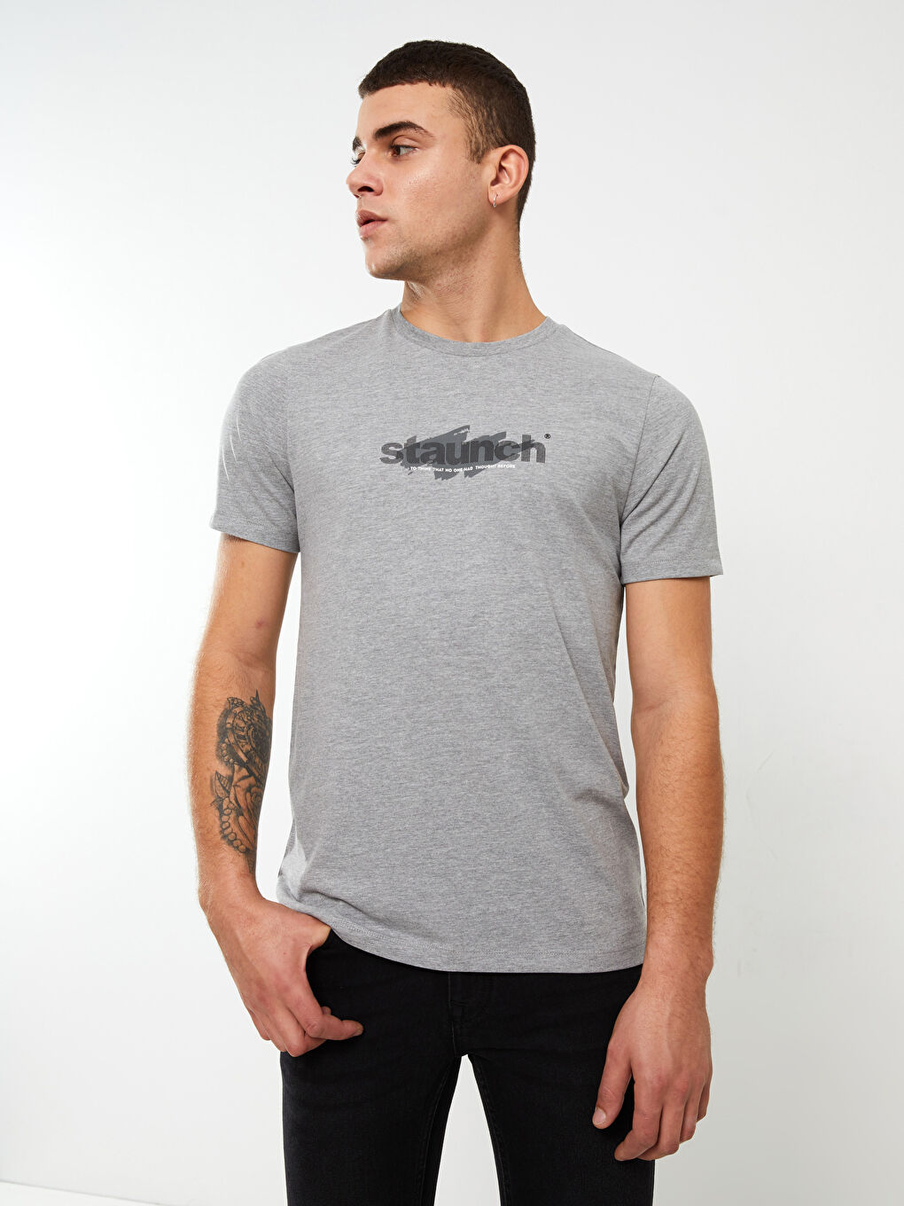 Gri Bisiklet Yaka Kısa Kollu Baskılı Penye Erkek Tişört-1
