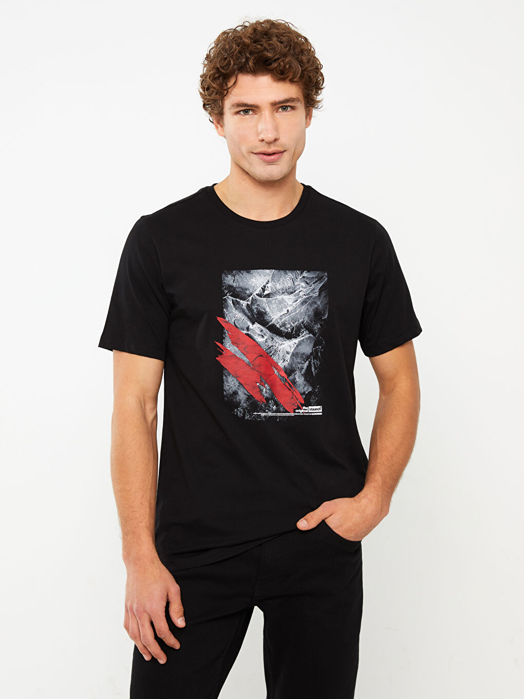 تيشيرت رجالي ياقة دائرية كم قصير مطبوع قطن ممشط-1