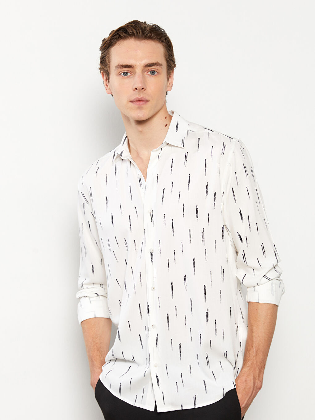Beyaz Regular Fit Uzun Kollu Desenli Erkek Gömlek
