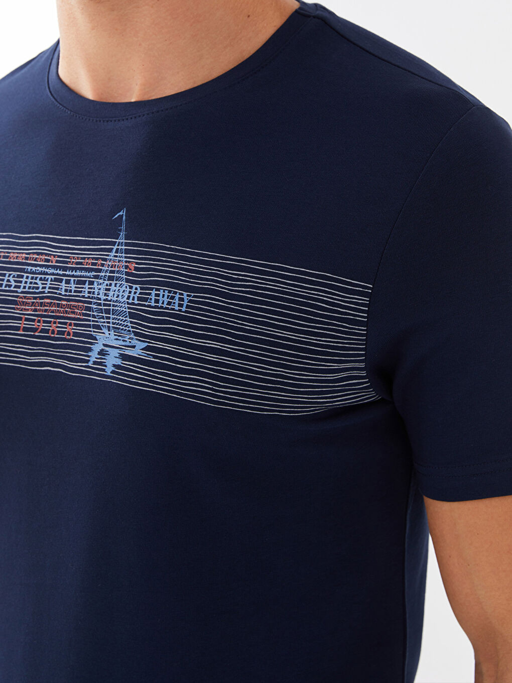 تيشيرت رجالي ياقة دائرية كم قصير مطبوع قطن ممشط-3