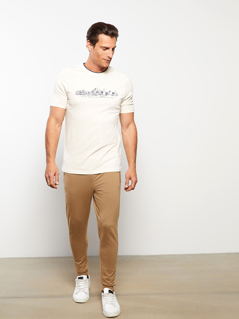 Tricou cu Mânecă Scurtă Imprimat pentru Bărbați cu Guler Rotund-2