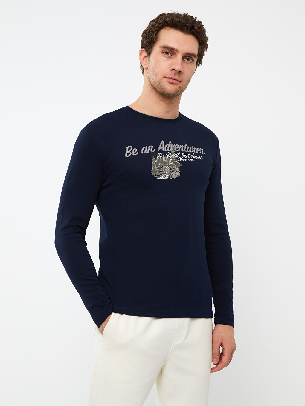 Crew Neck Long Sleeve Printed Men's Sweatshirt