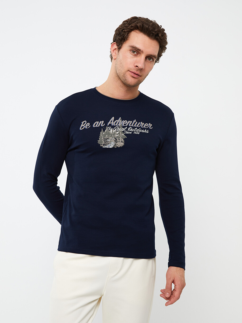 Crew Neck Long Sleeve Printed Men's Sweatshirt-1