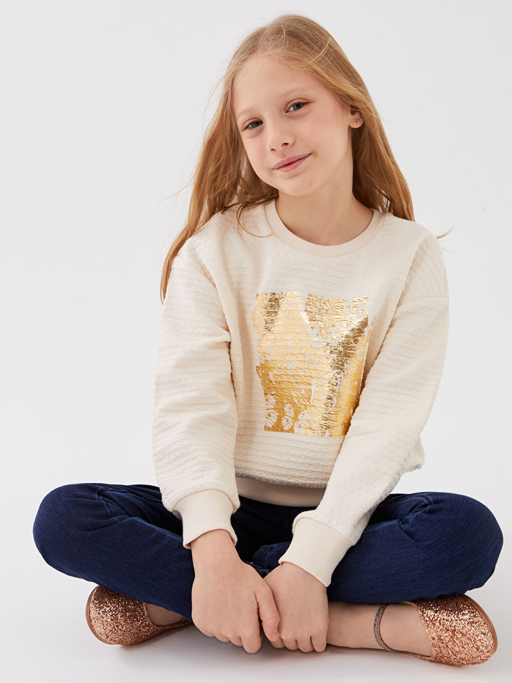 Ekru Bisiklet Yaka Baskılı Uzun Kollu Kız Çocuk Crop Sweatshirt