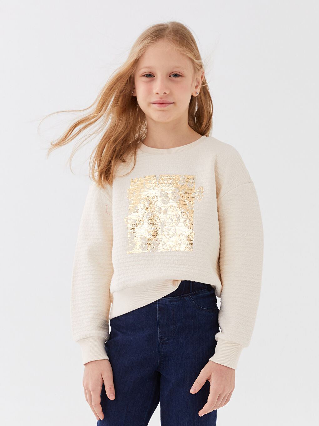 Ekru Bisiklet Yaka Baskılı Uzun Kollu Kız Çocuk Crop Sweatshirt-1