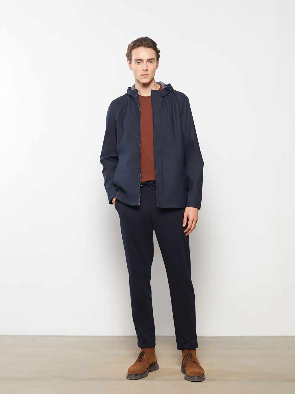 Мужская куртка стандартного кроя с капюшоном-1