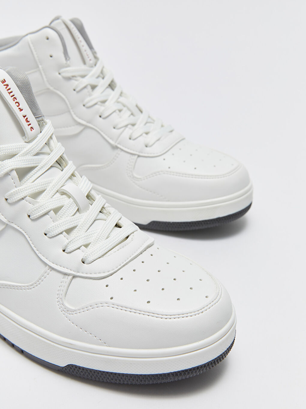 Beyaz Bağcıklı Bilek Boy Erkek Spor Ayakkabı-2