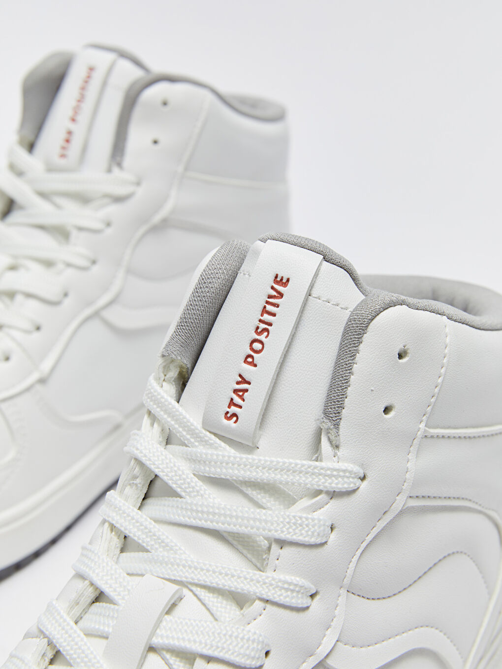 Beyaz Bağcıklı Bilek Boy Erkek Spor Ayakkabı-5