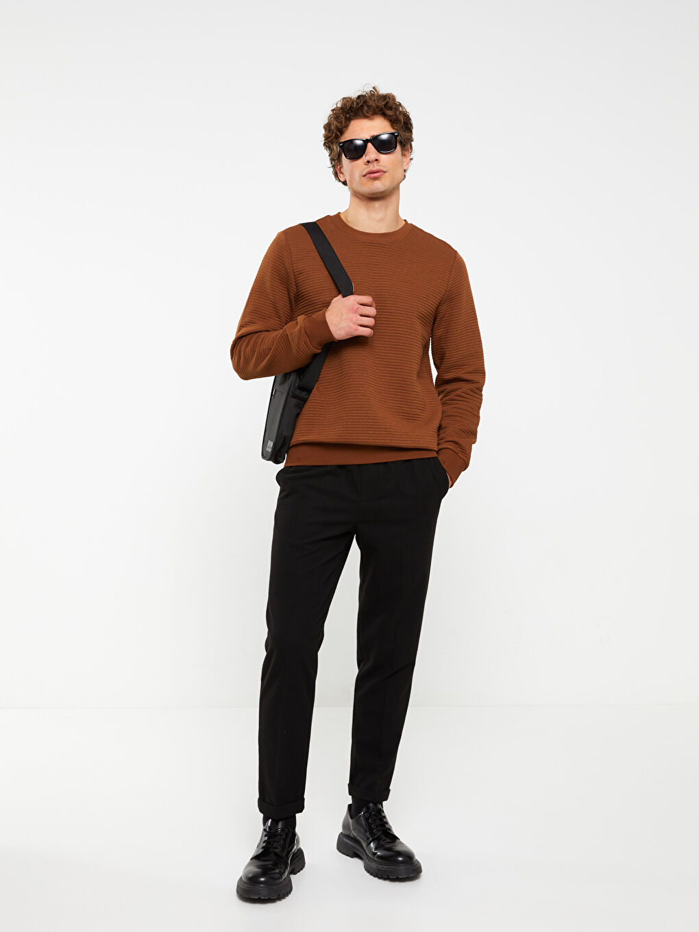 LCW ACCESSORIES Siyah Etiket Detaylı Erkek Çapraz Çanta - 1