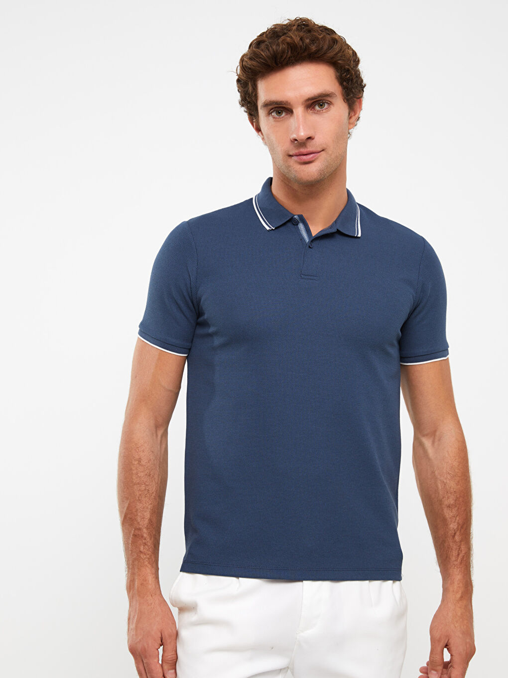 تي شيرت برقبة بولو وكم قصير رجال-1