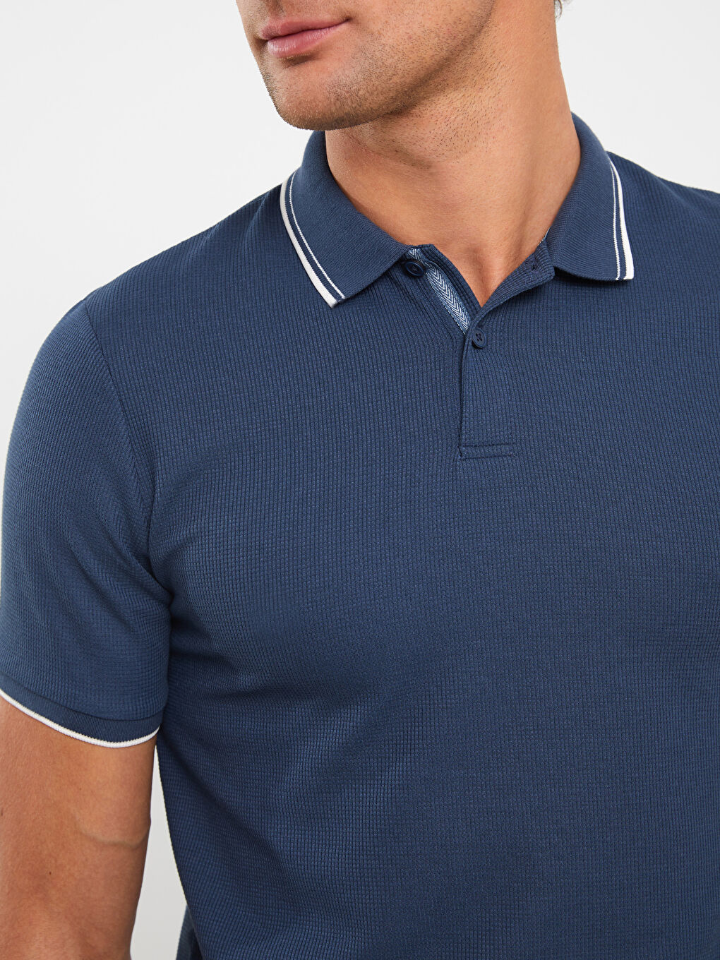 تي شيرت برقبة بولو وكم قصير رجال-3