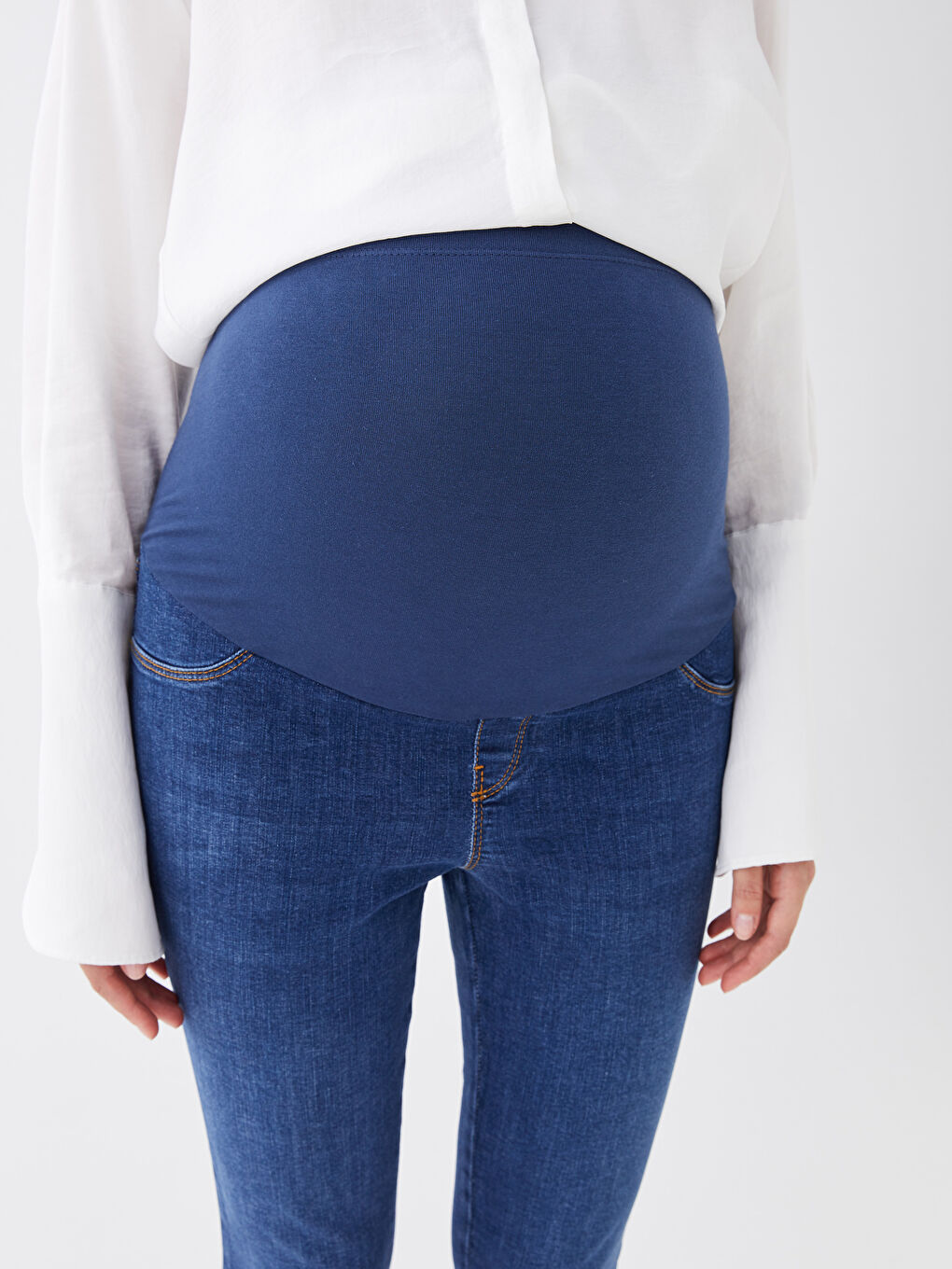 LCWAIKIKI Maternity Orta İndigo Rodeo Karın Panelli Mercury Skinny Fit Düz Hamile Jean Pantolon - 4