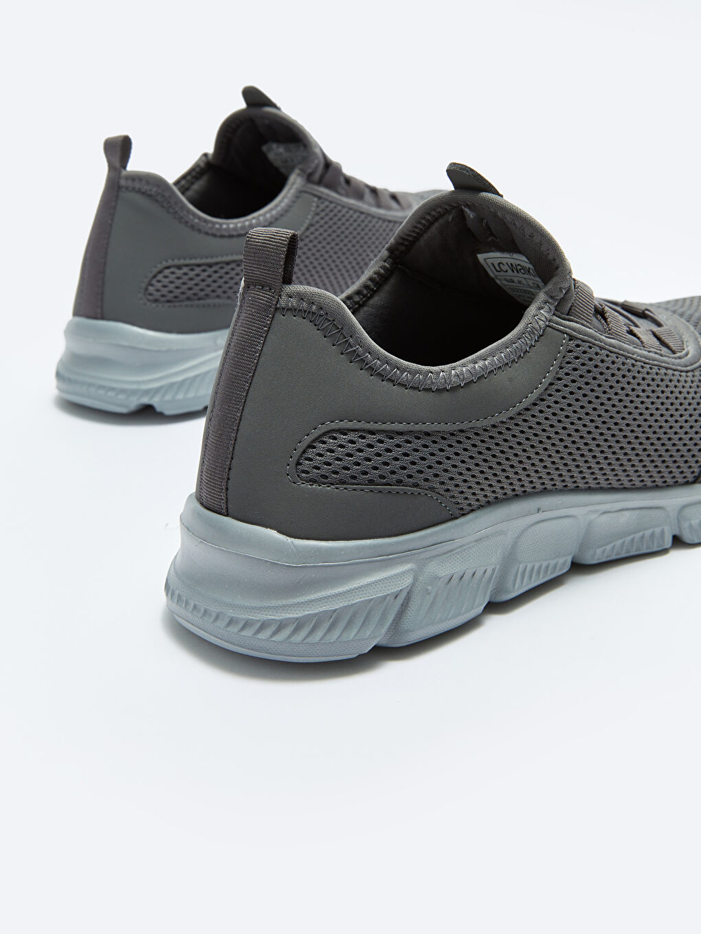 Детализированные Мужские Кроссовки на Шнуровке-4