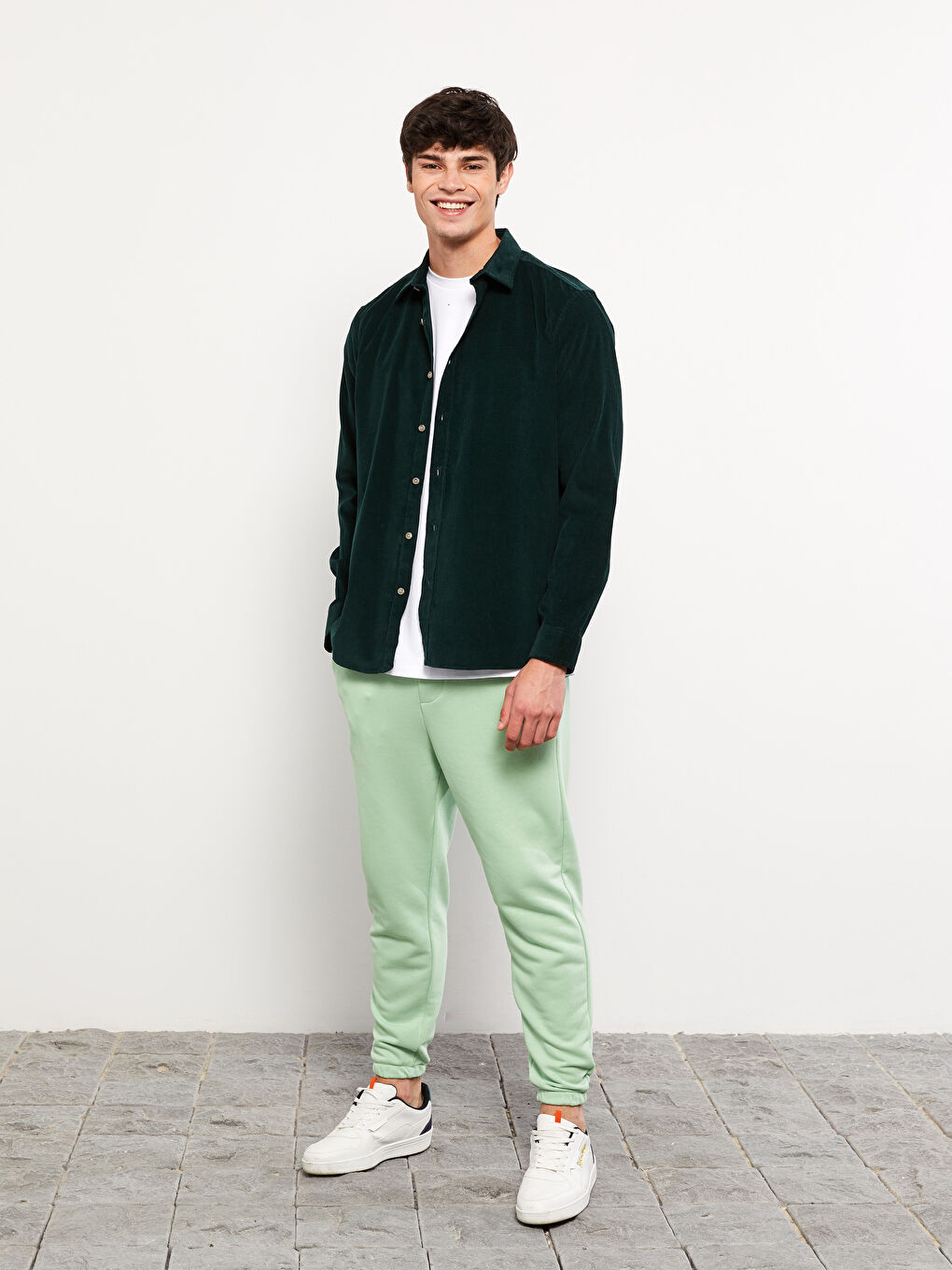 بنطلون رياضي واسع للرجال-1