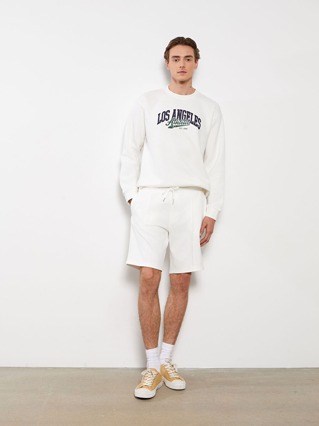 Ekru Slim Fit Örme Erkek Şort