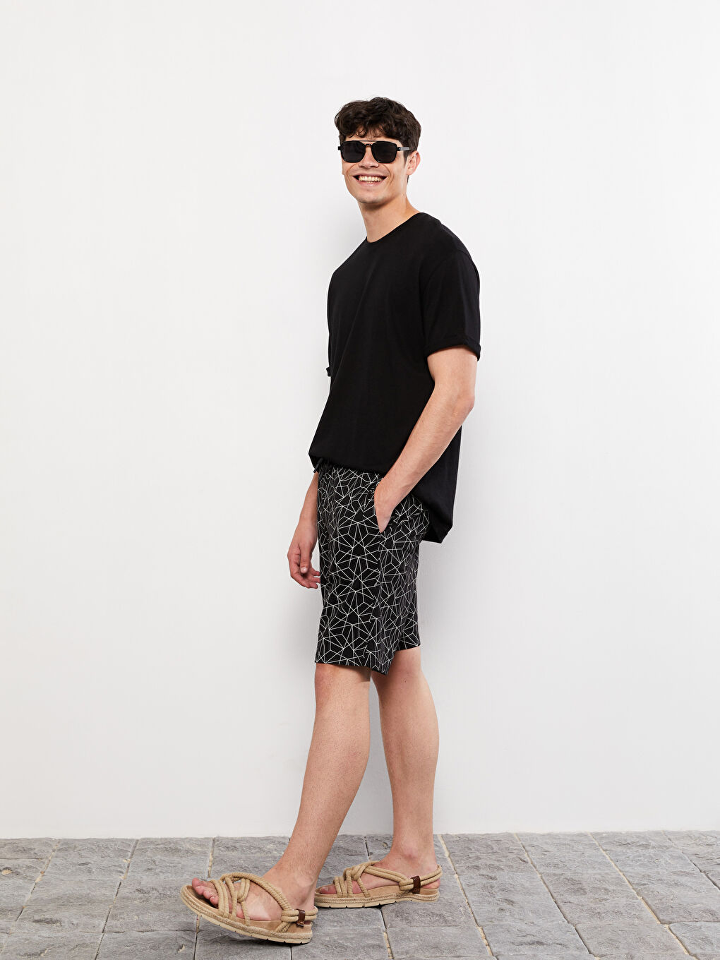 XSIDE Siyah Slim Fit Desenli Erkek Şort