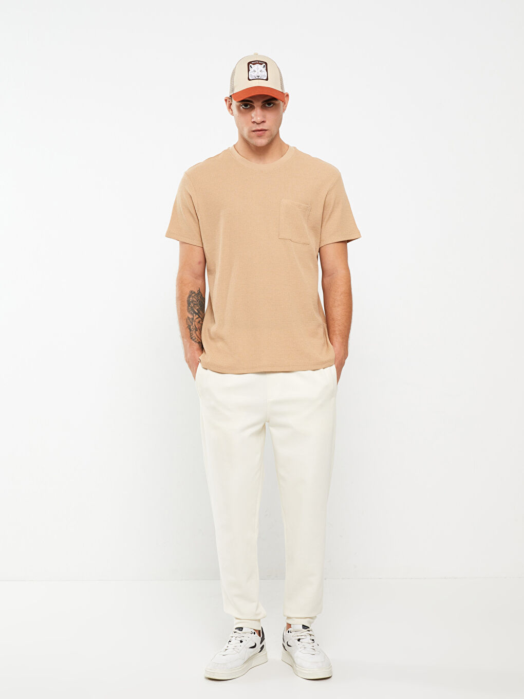 Bej Bisiklet Yaka Kısa Kollu Erkek Tişört-2