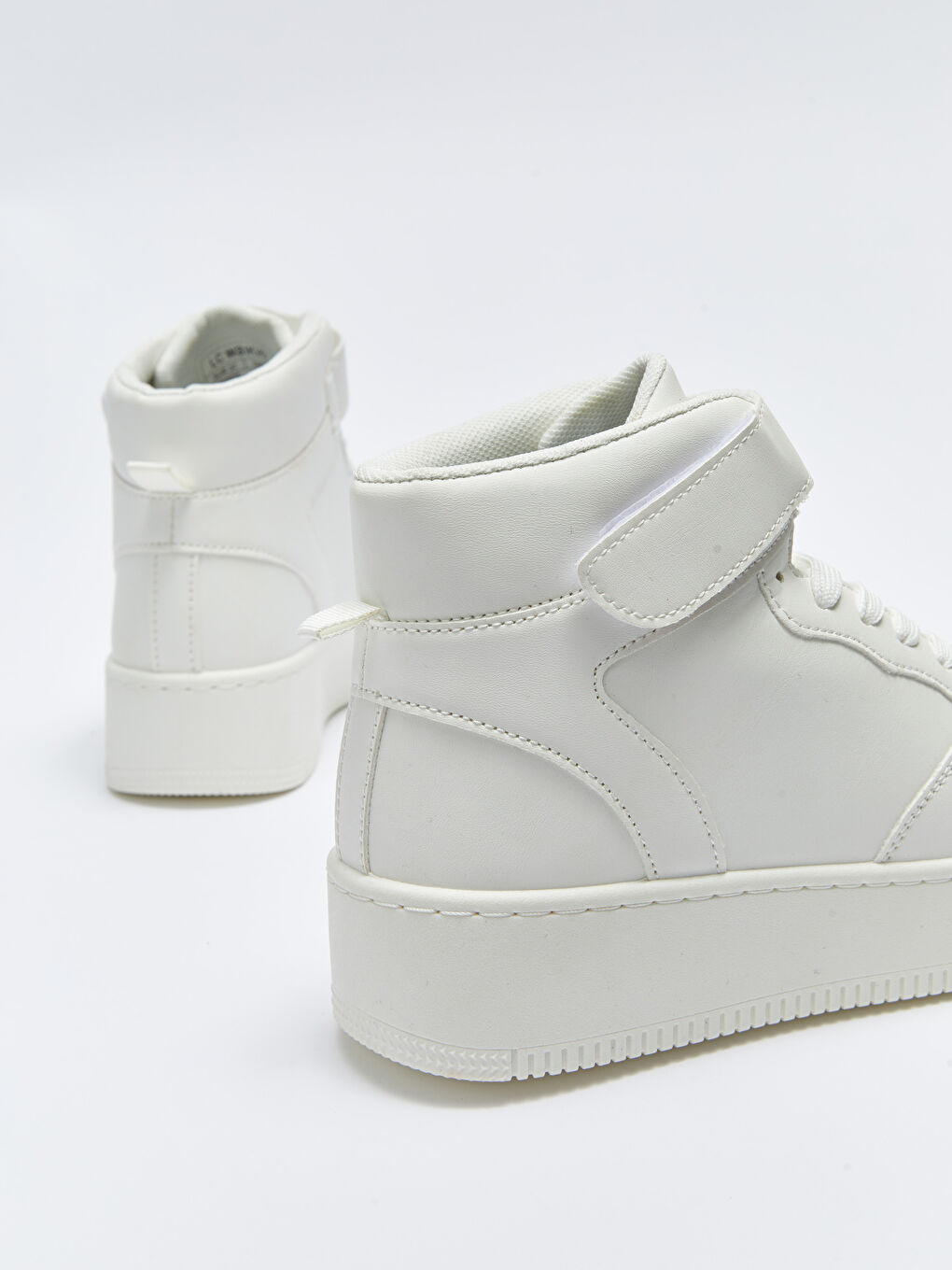 Beyaz Bağcıklı Bilek Boy Kadın Spor Ayakkabı-4