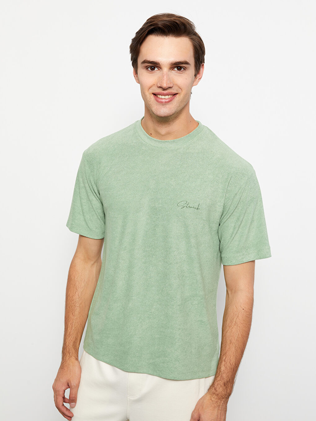 Yeşil Bisiklet Yaka Kısa Kollu Erkek Tişört