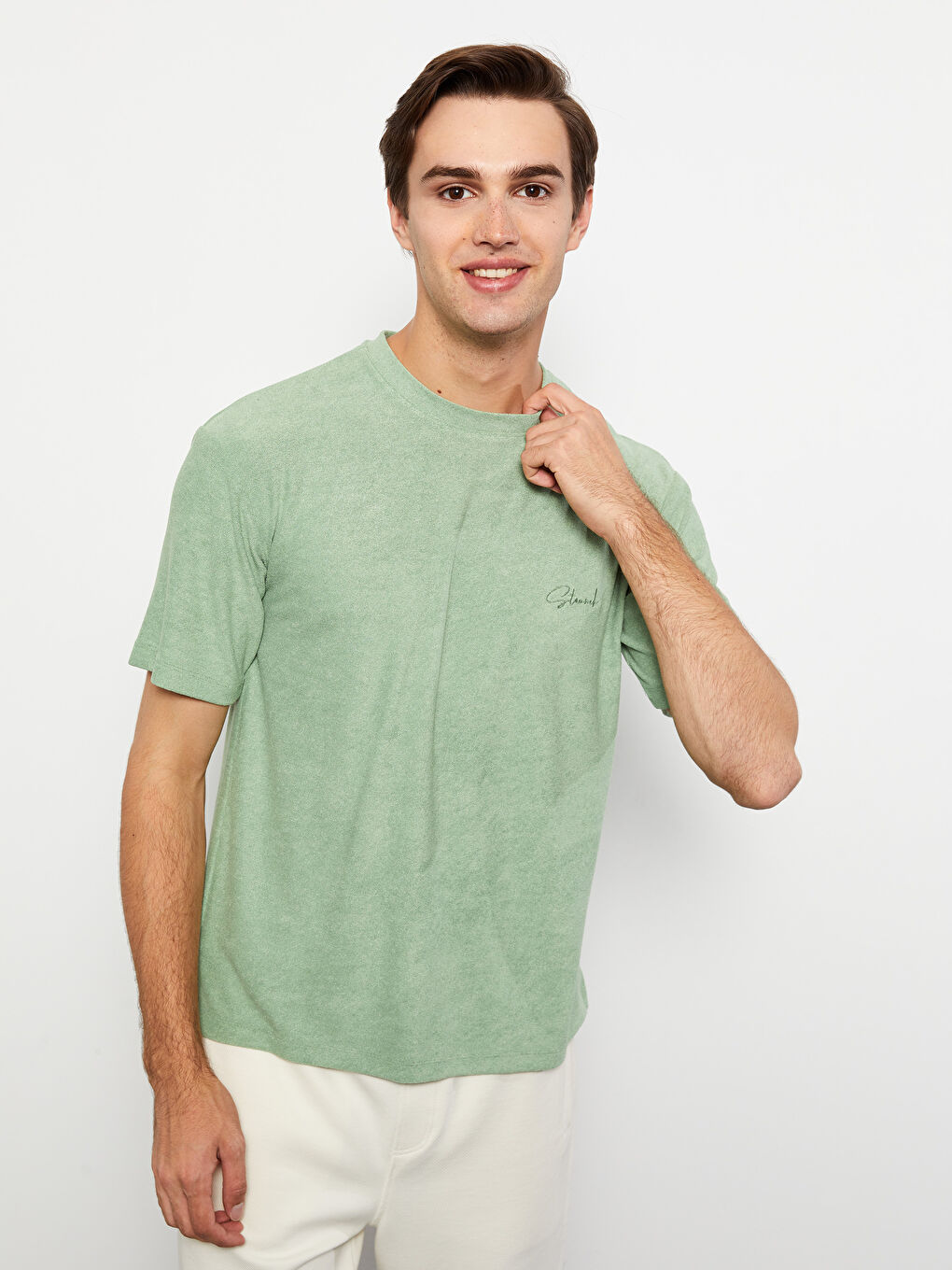 Yeşil Bisiklet Yaka Kısa Kollu Erkek Tişört-1