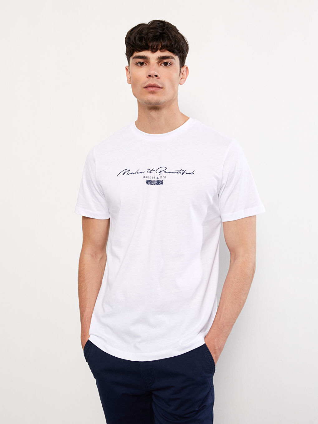 Beyaz Bisiklet Yaka Kısa Kollu Baskılı Penye Erkek Tişört-1