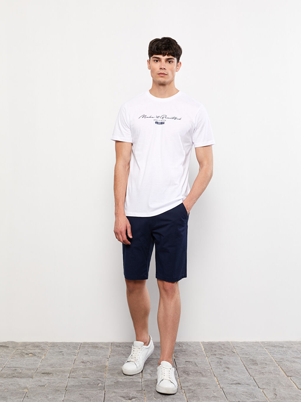 Beyaz Bisiklet Yaka Kısa Kollu Baskılı Penye Erkek Tişört-3