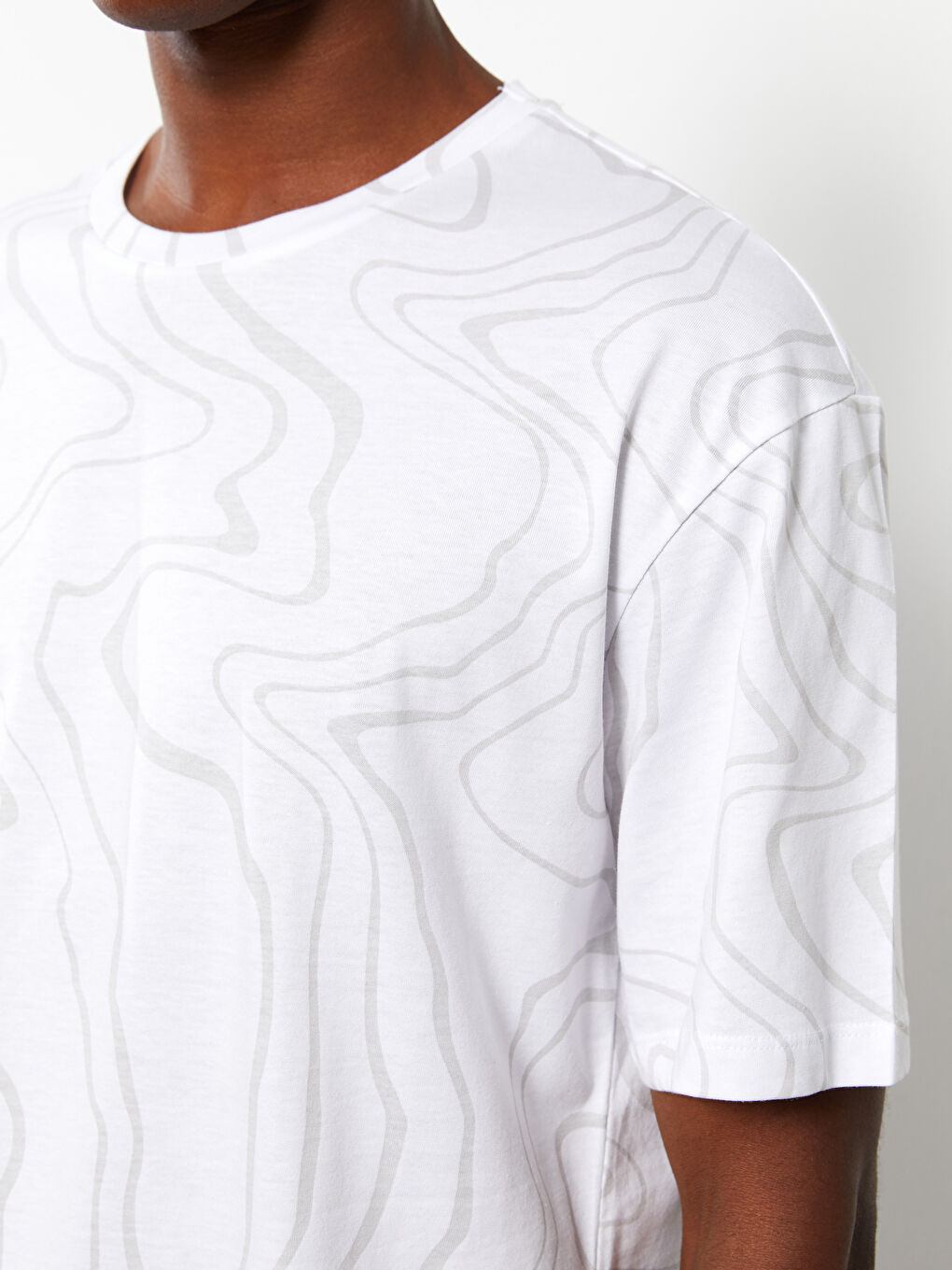 Футболка с круглым вырезом, коротким рукавом и принтом для мужчин-2