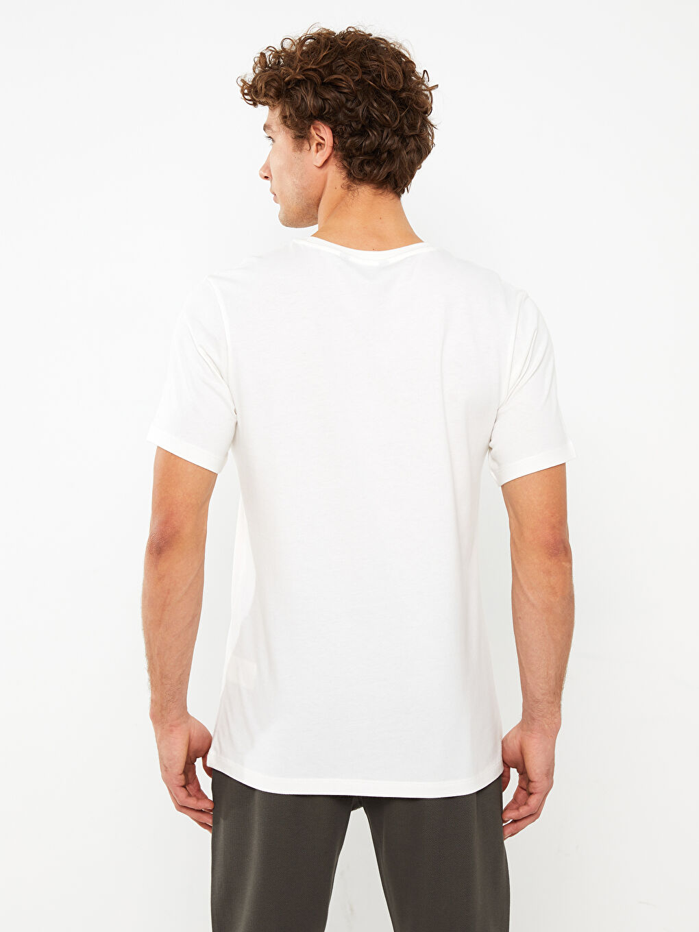 تيشيرت رجالي ياقة دائرية كم قصير مطبوع قطن ممشط-4