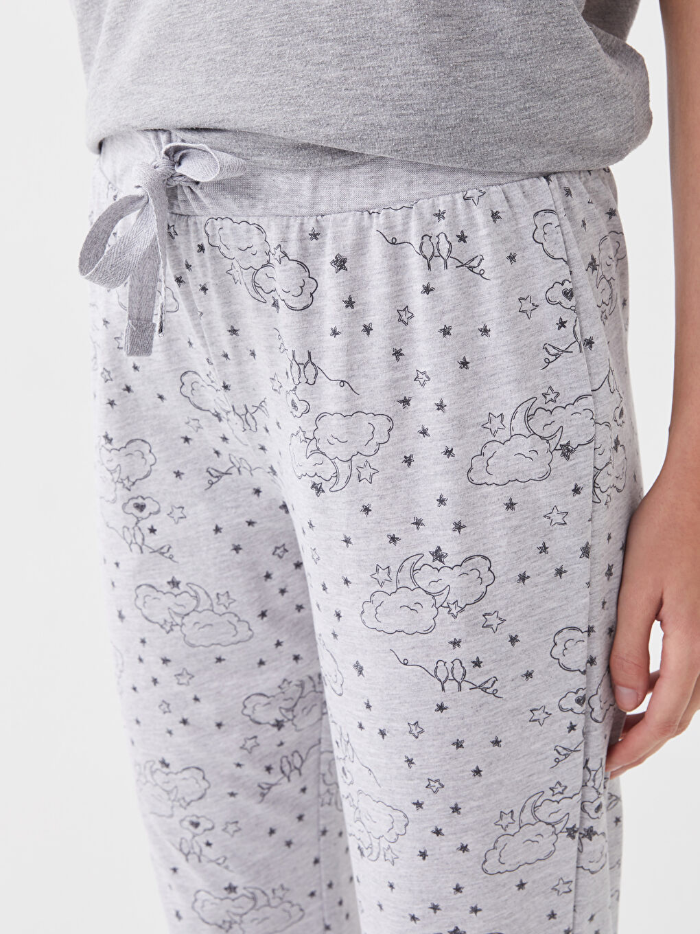 Gri Beli Lastikli Desenli Kadın Jogger Pijama Alt-1