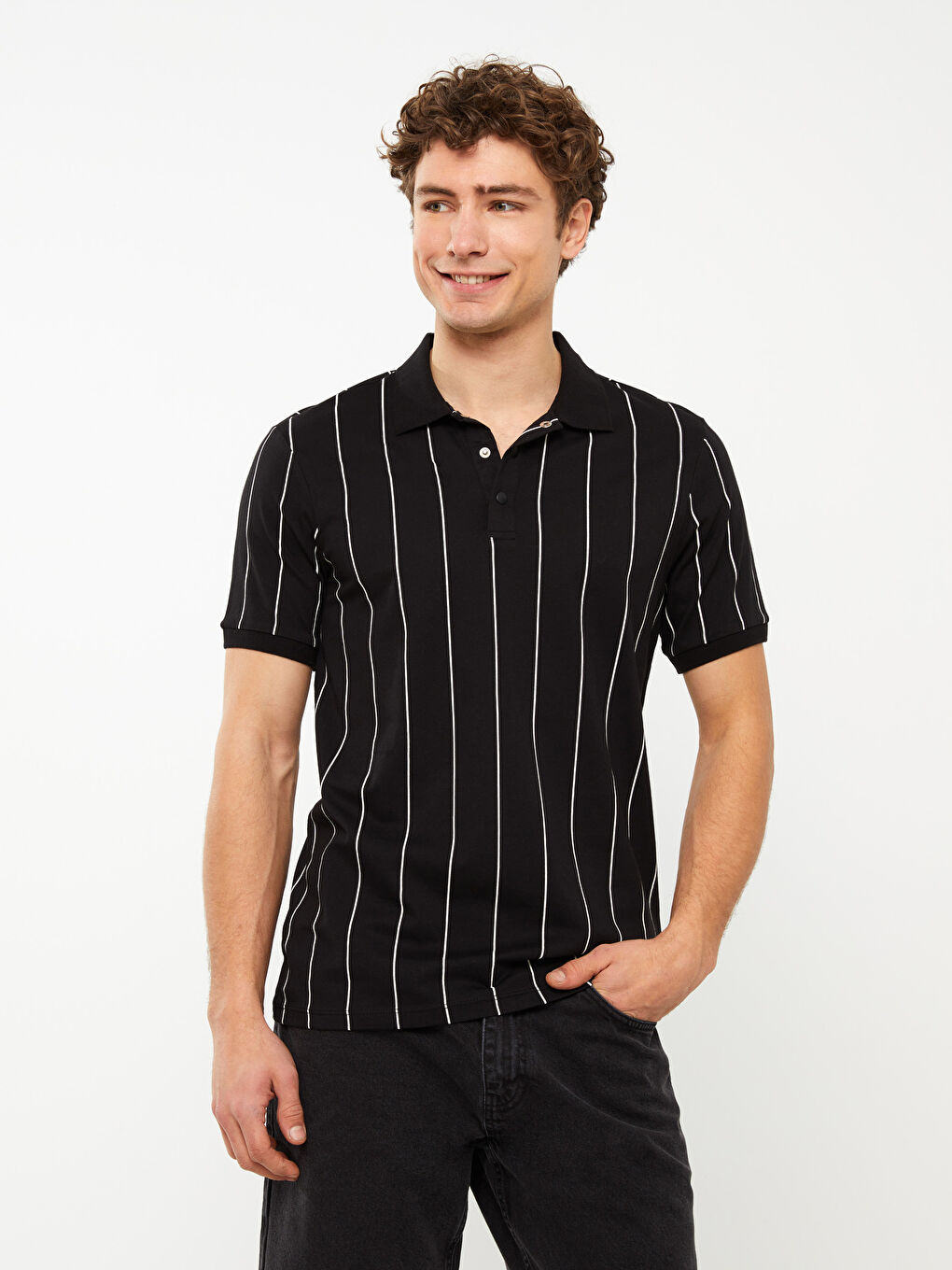 تي شيرت رجالي بياقة بولو كم قصير مخطط جيرسي-1