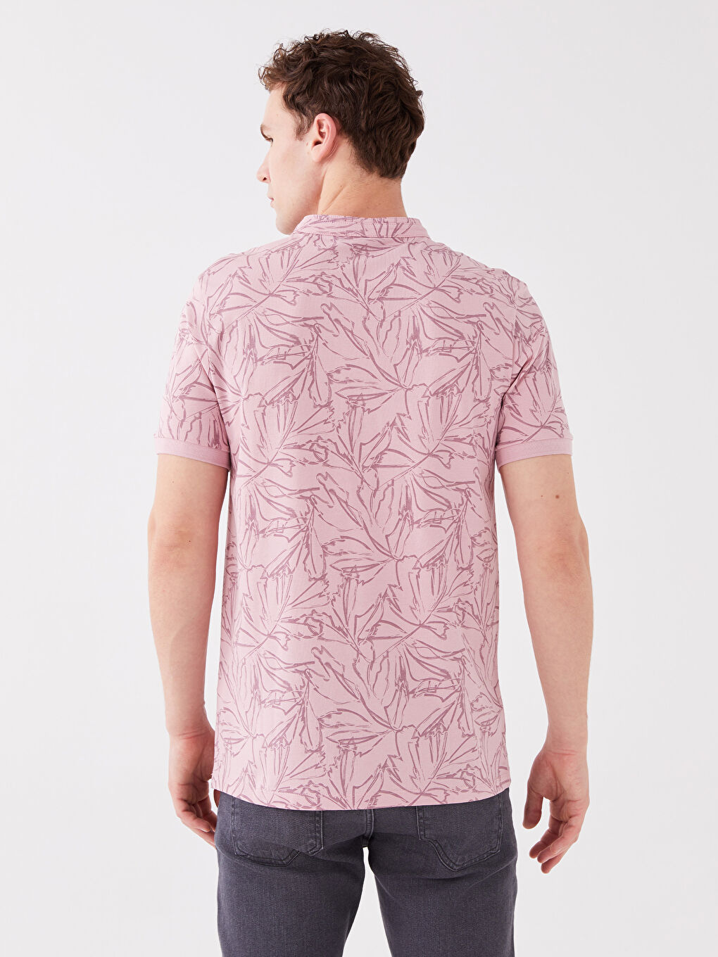 Pembe Hakim Yaka Kısa Kollu Desenli Erkek Tişört-4